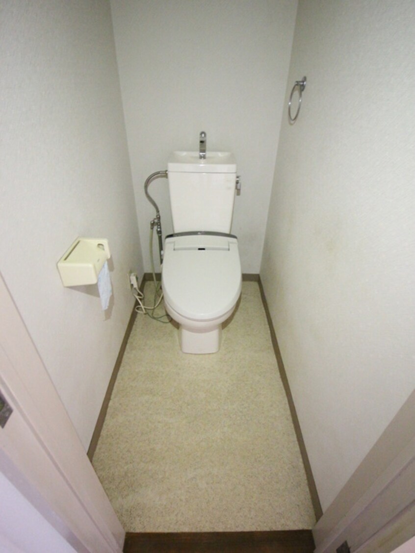 トイレ メゾンドフォンテ－ヌ