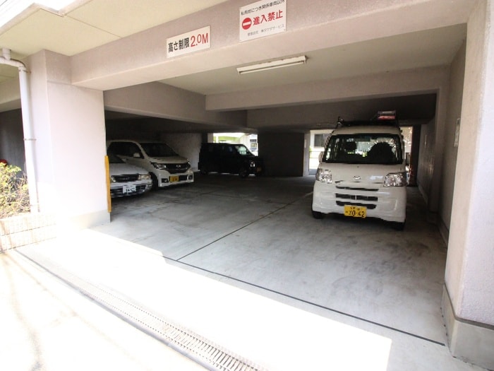 駐車場 エステ－ト小手指