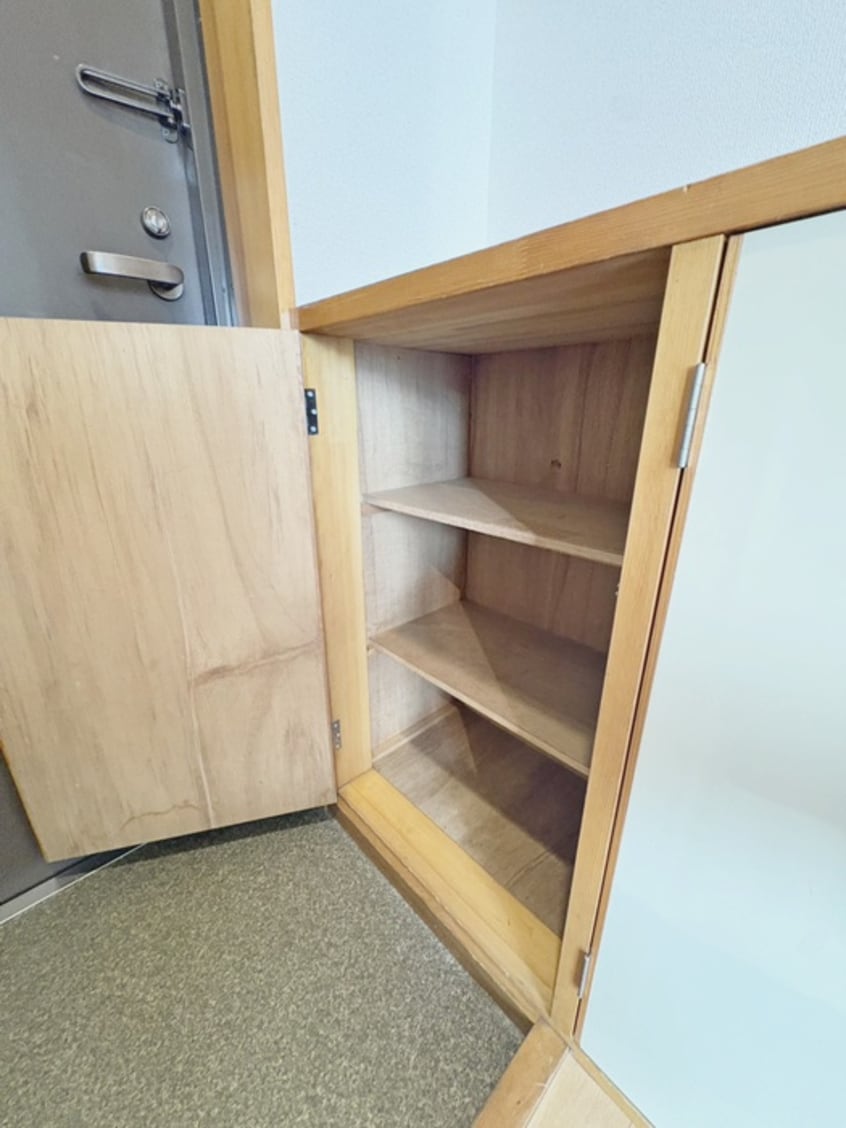 靴箱 三和マンション３号館