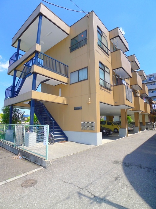 外観写真 吉岡マンション