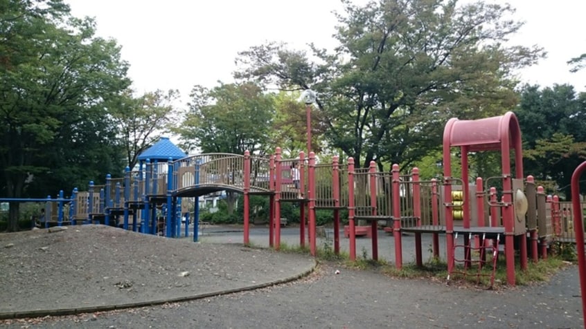 新橋天神の森公園(公園)まで240m ラフィーネ緑園C