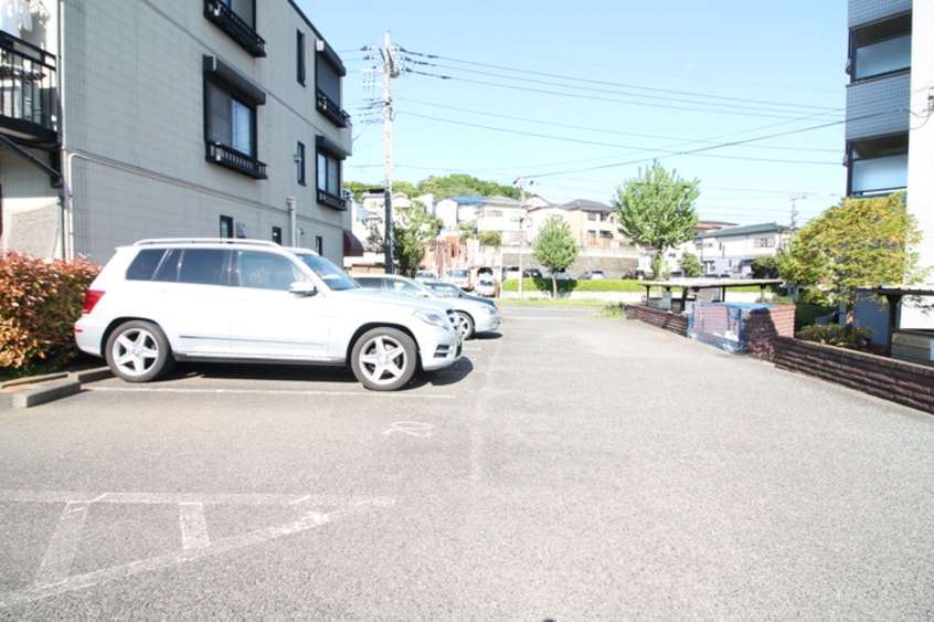 駐車場 シャンハピネス