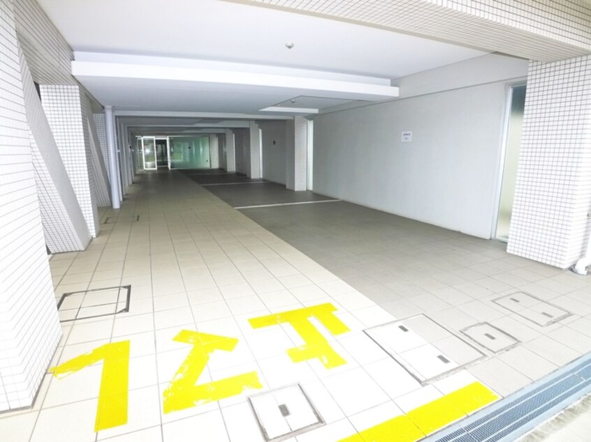 駐車場 サムティレジデンス浦安