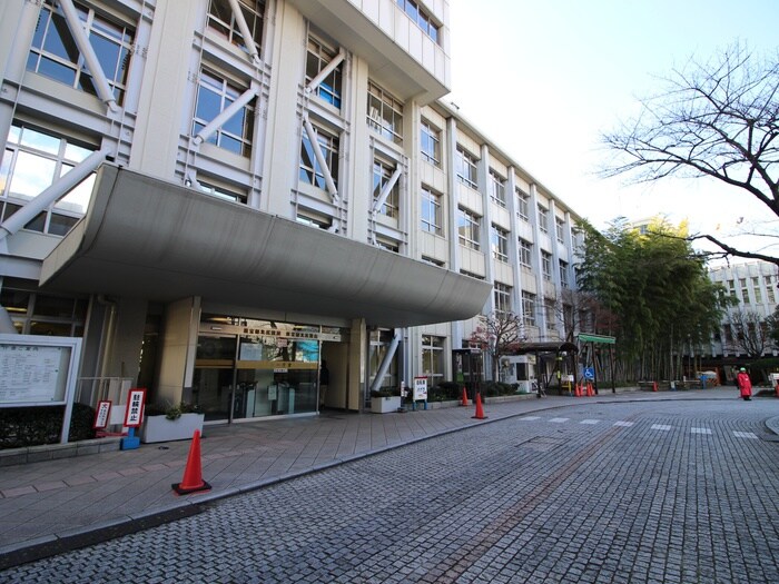 北区役所(役所)まで220m レジス飛鳥山公園