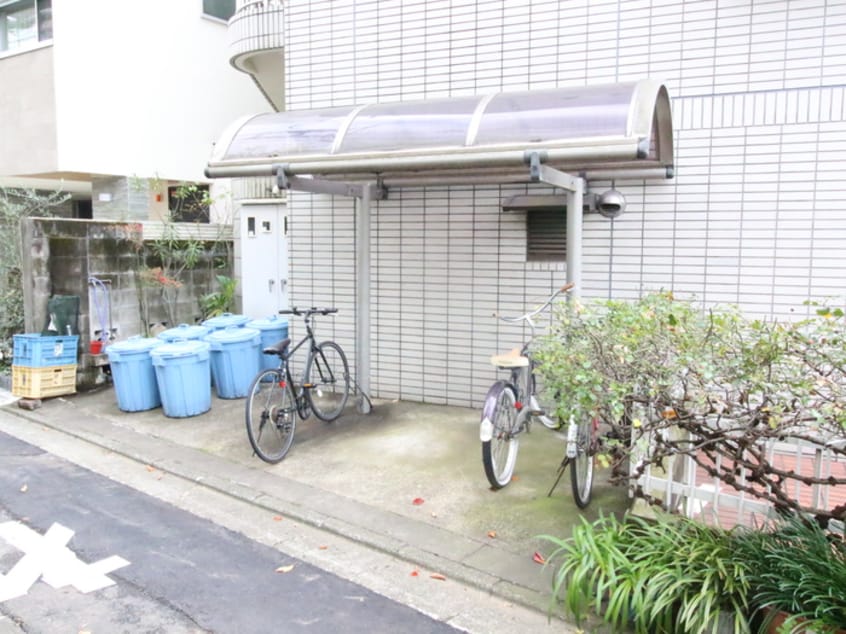 駐輪場 アーバン目黒