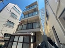 河原ビルの外観