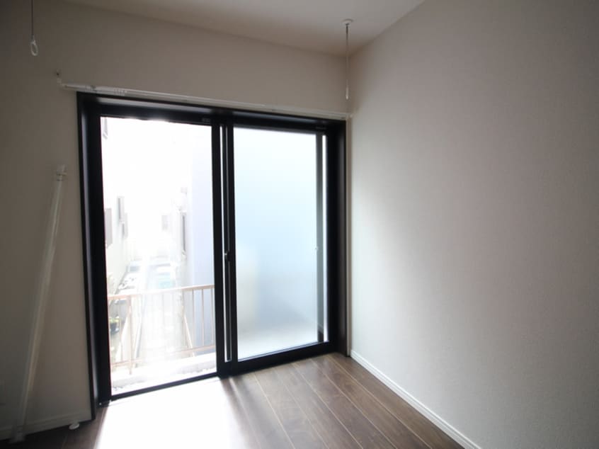 居室 INside Grove EVE