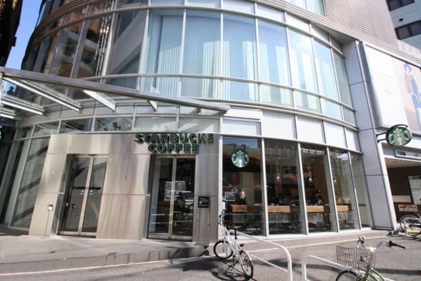 スターバックスコーヒー北参道店(カフェ)まで650m HJ　PLACE　Jingumae