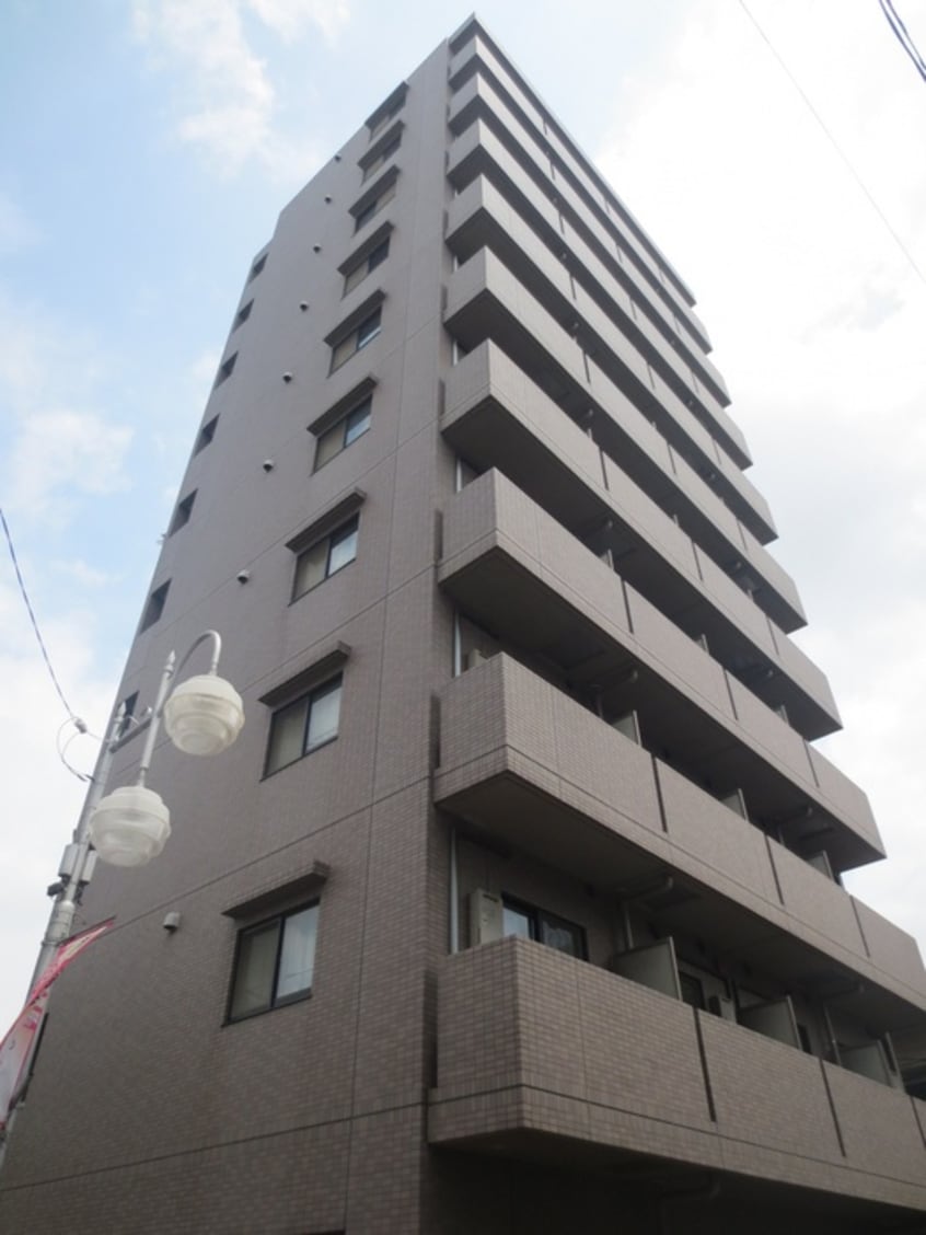 外観写真 ルーブル旗の台