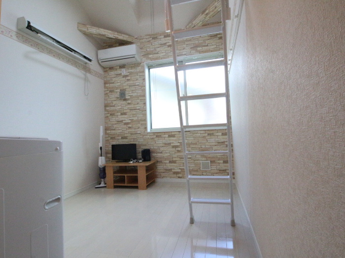 居室 ユナイト衣笠マドレーヌの瞳