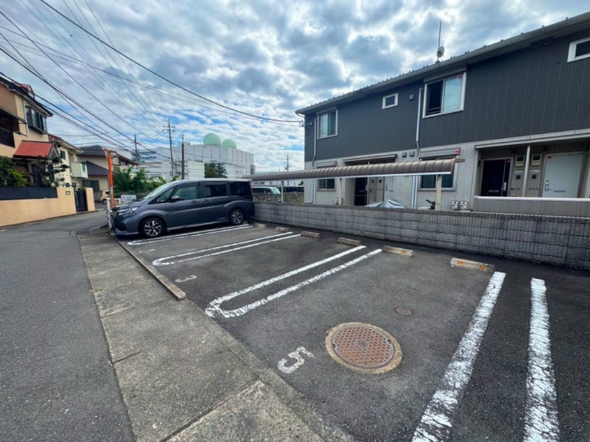 駐車場 アヴェニール