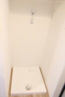 洗濯機置場 アザ－レ・キュリオス長津田Ｂ棟