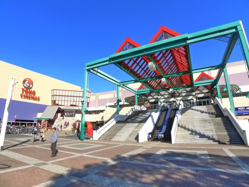 コルトンプラザ(ショッピングセンター/アウトレットモール)まで550m コーポ松風