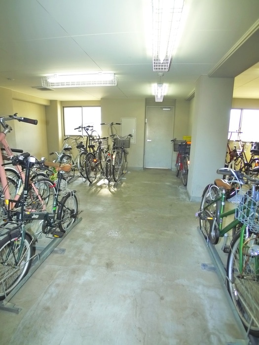 駐輪場 オアシスG棟