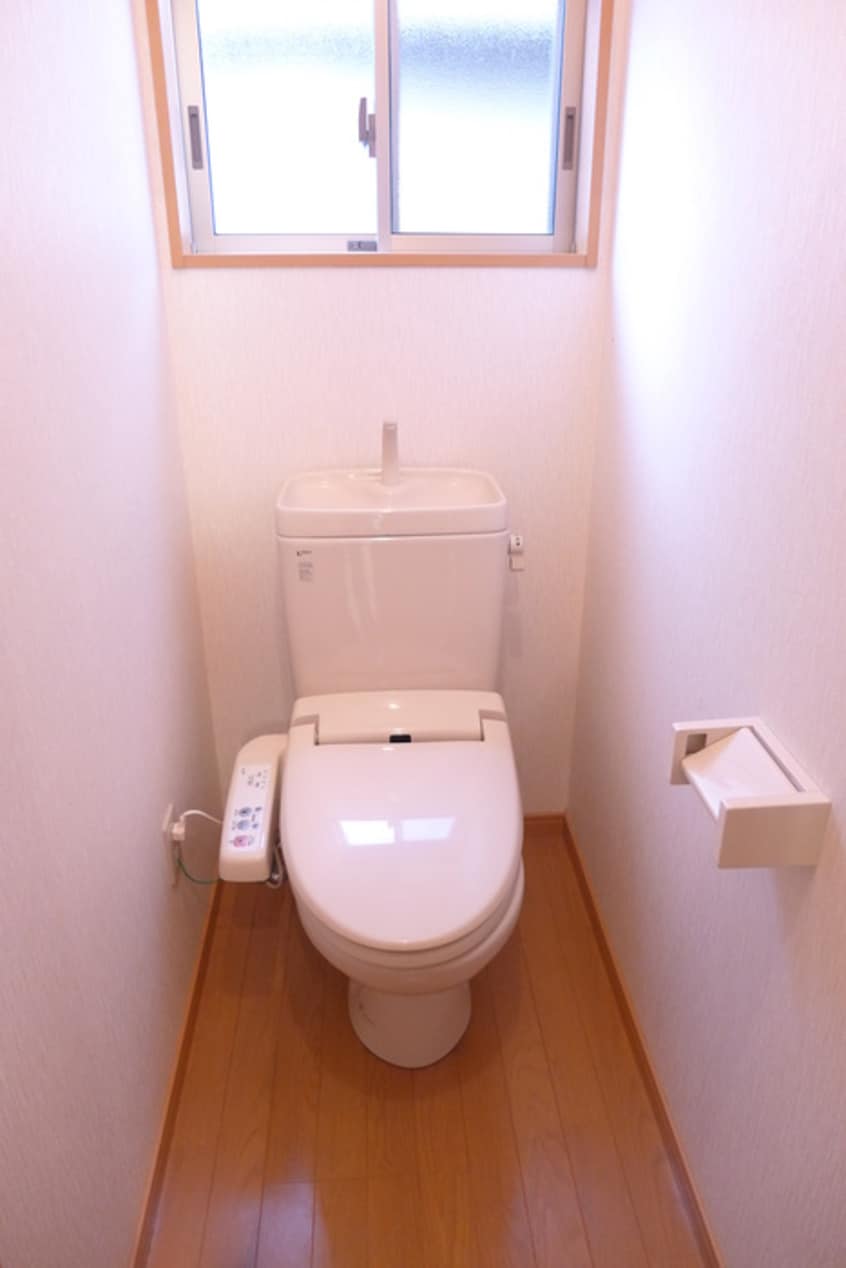 トイレ キャナルＫａｓｕｇａＣｉｔｙ