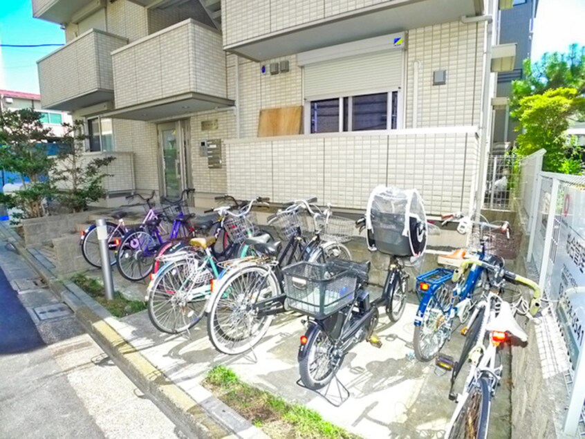 駐輪場 アプロ東小松川