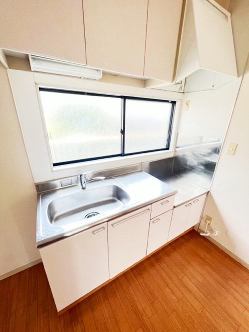 キッチン フジヤクレストコ－トＡ