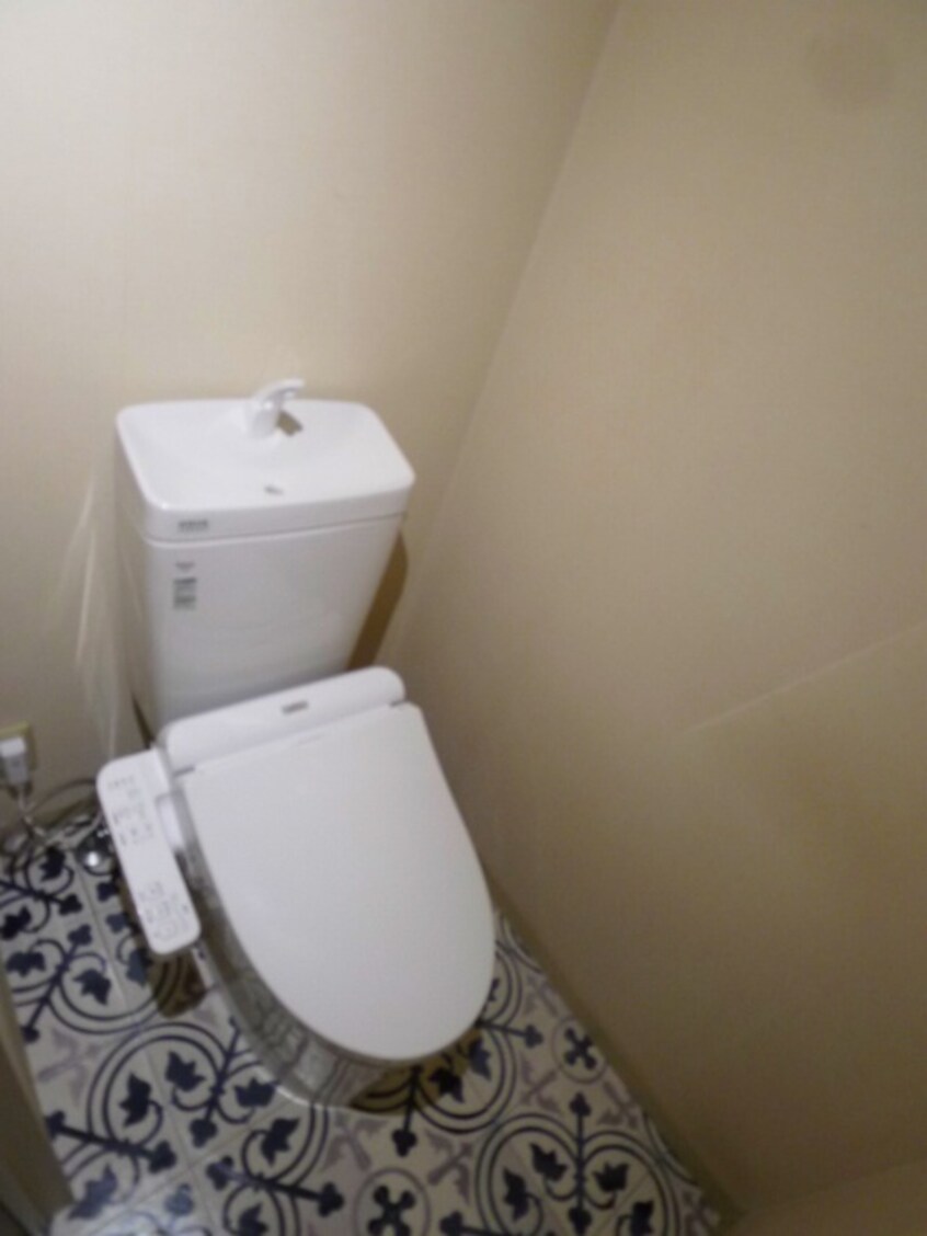 トイレ フジヤクレストコ－トＡ