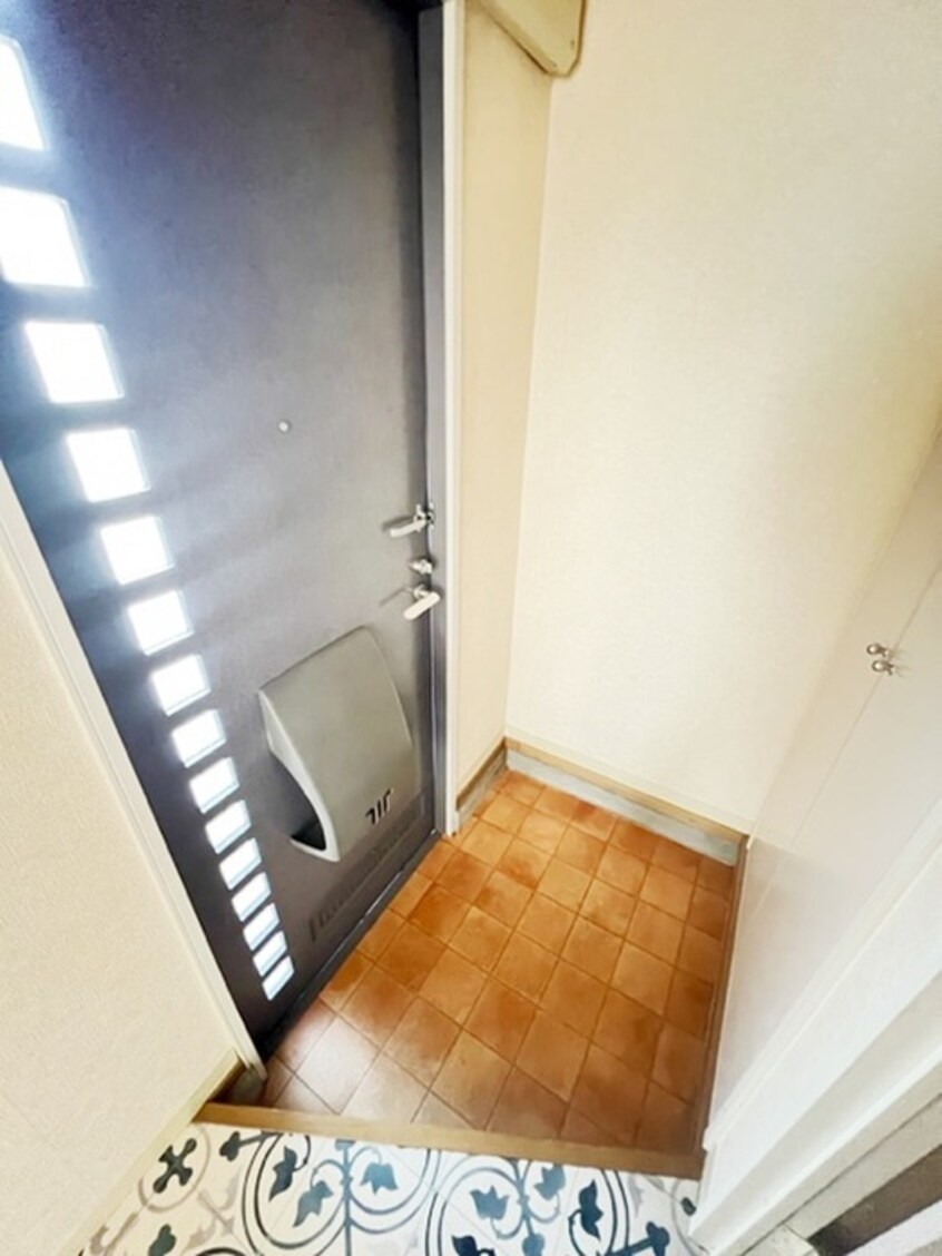 玄関 フジヤクレストコ－トＡ