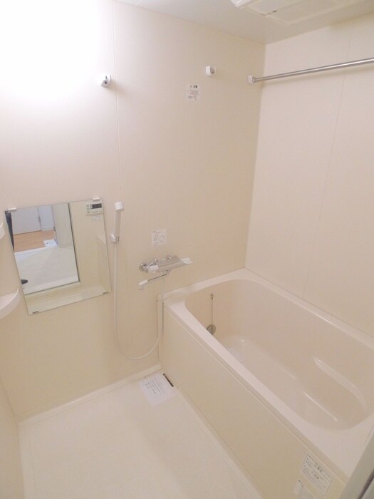 バス／シャワールーム等 ウィステリア　シャト－