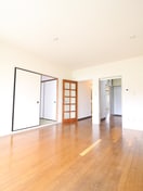 居室 えびな国分団地８号棟（１０５）