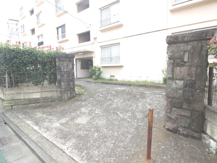 エントランス部分 公団伊藤町住宅（２０３）