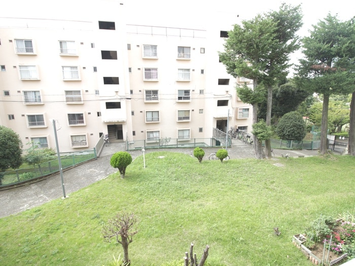 室内からの展望 公団伊藤町住宅（２０３）