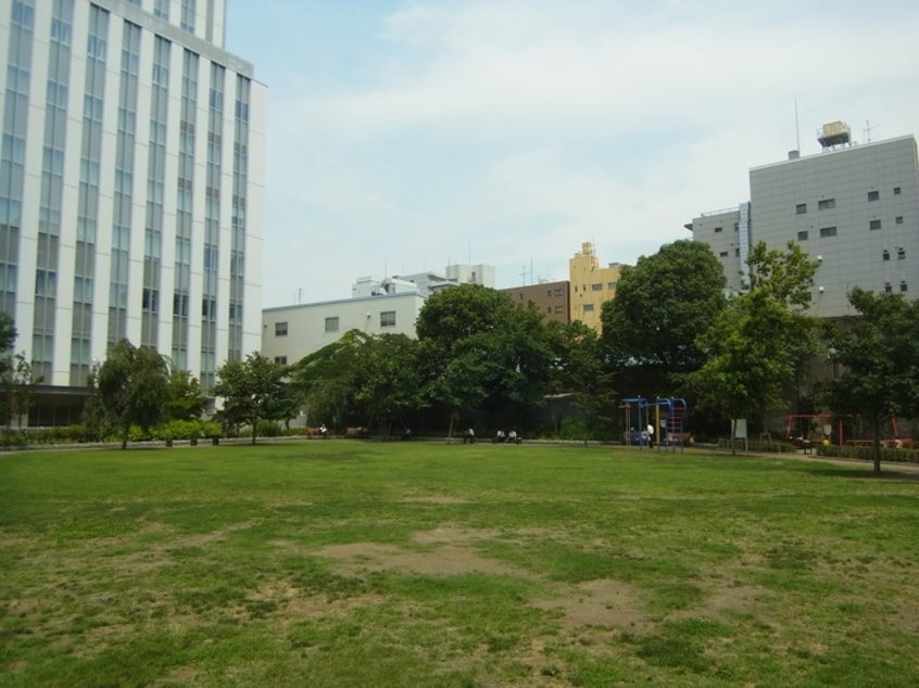 和泉公園(公園)まで91m ア－バン　シュプリ－ム　秋葉原