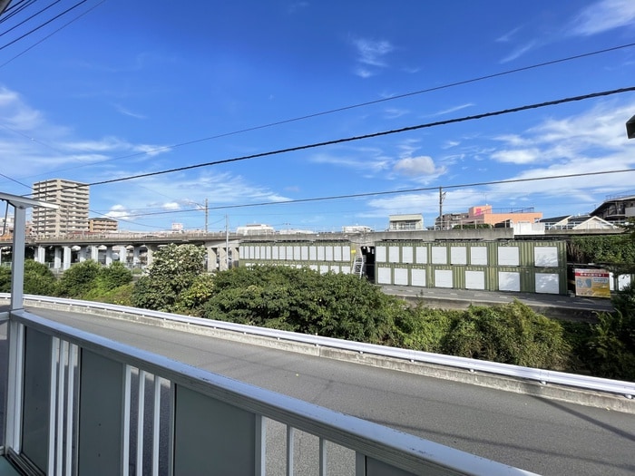室内からの展望 カテリ－ナキヨノ