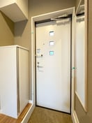 玄関 グランシャルム獨協大学前