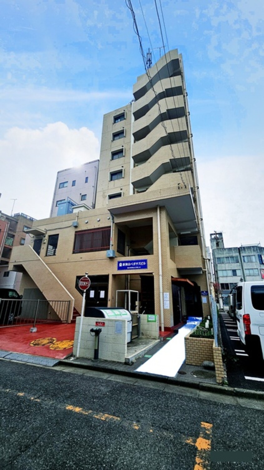 エントランス部分 新狭山ペガサスビル