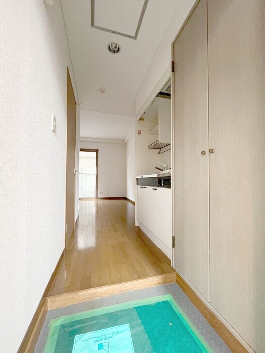 廊下 メゾン・ド・タキ