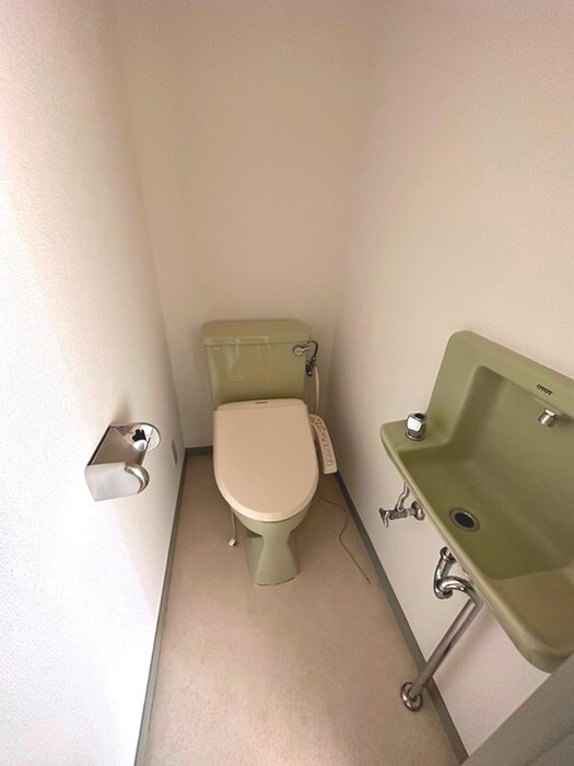 トイレ ネオ中ハイツ