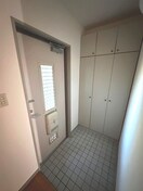 玄関 ネオ中ハイツ