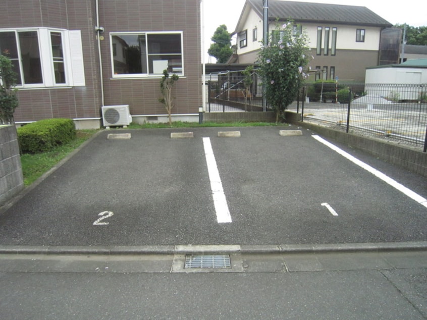 駐車場 クライン・ブルーメ