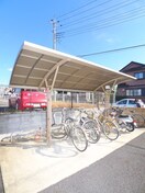 駐輪場 アゼリア