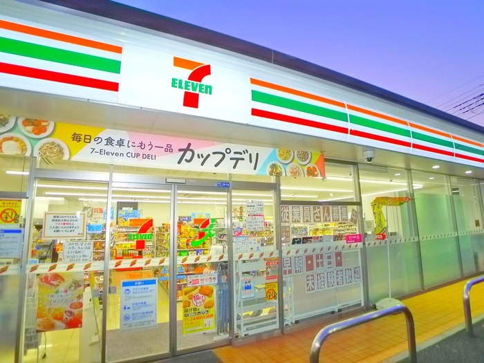 セブンイレブン(コンビニ)まで570m ボヌールメゾン