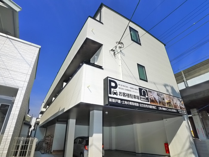 駐輪場 オリーブ