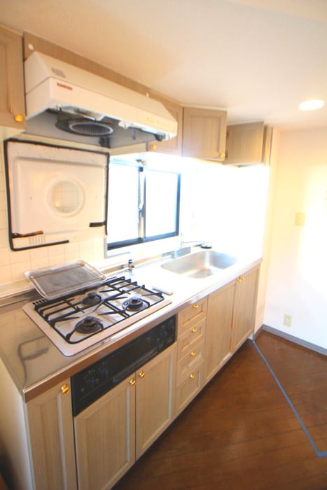 キッチン フロ－ラルパレス元町