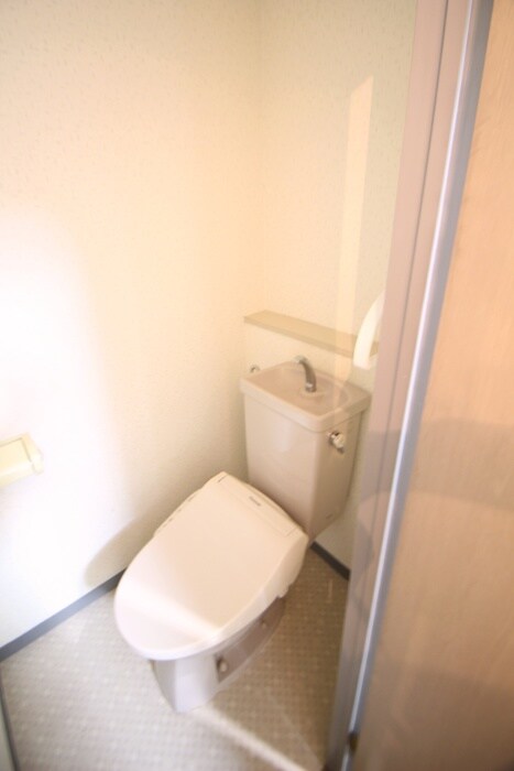 トイレ フロ－ラルパレス元町