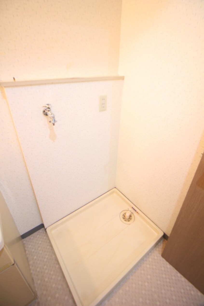 洗濯機置場 フロ－ラルパレス元町