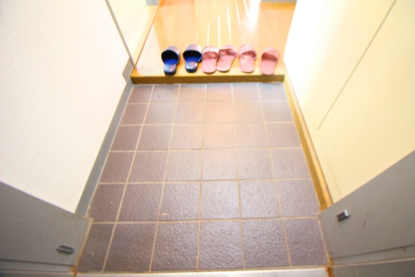 玄関 フロ－ラルパレス元町