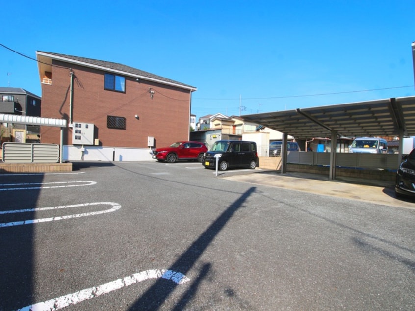 駐車場 ティアラⅢ