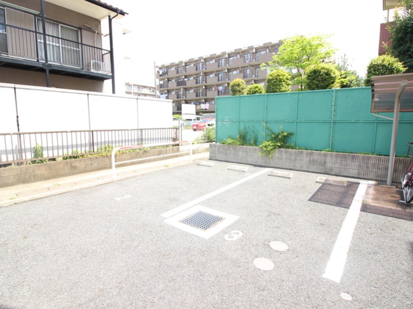 駐車場 ウェルネスＬ