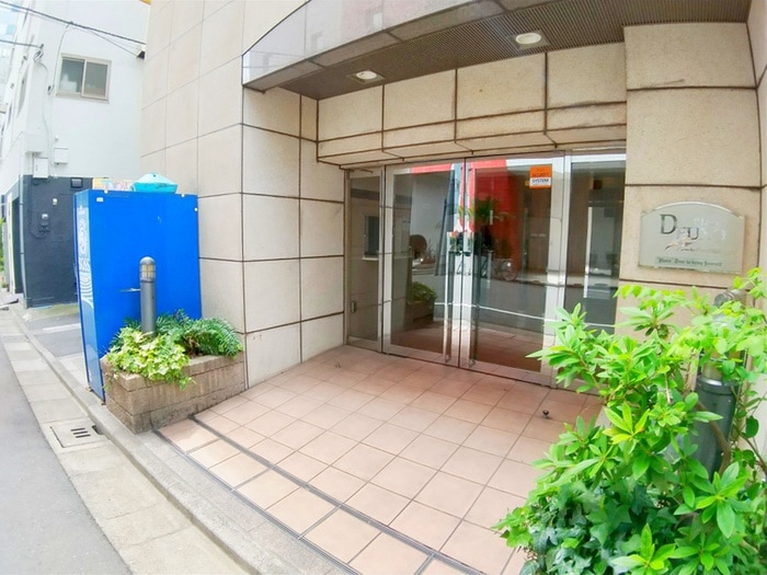 エントランス部分 ﾌﾟﾚ-ﾙ･ﾄﾞｩ-ｸ銀座EAST（２０２）