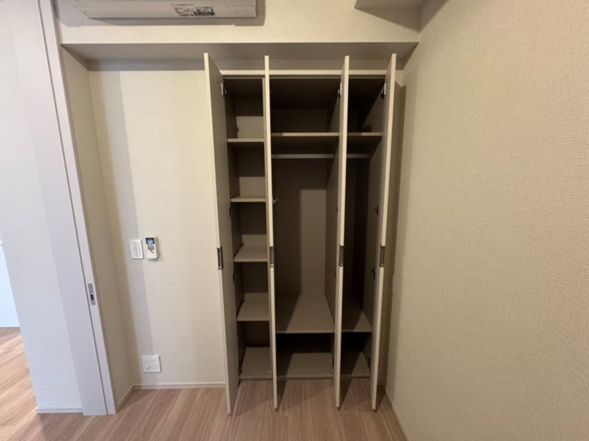 収納 ﾌﾟﾗｳﾄﾞﾌﾗｯﾄ三越前ｲｰｽﾄ