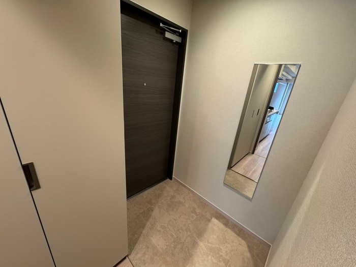 玄関 ﾌﾟﾗｳﾄﾞﾌﾗｯﾄ三越前ｲｰｽﾄ