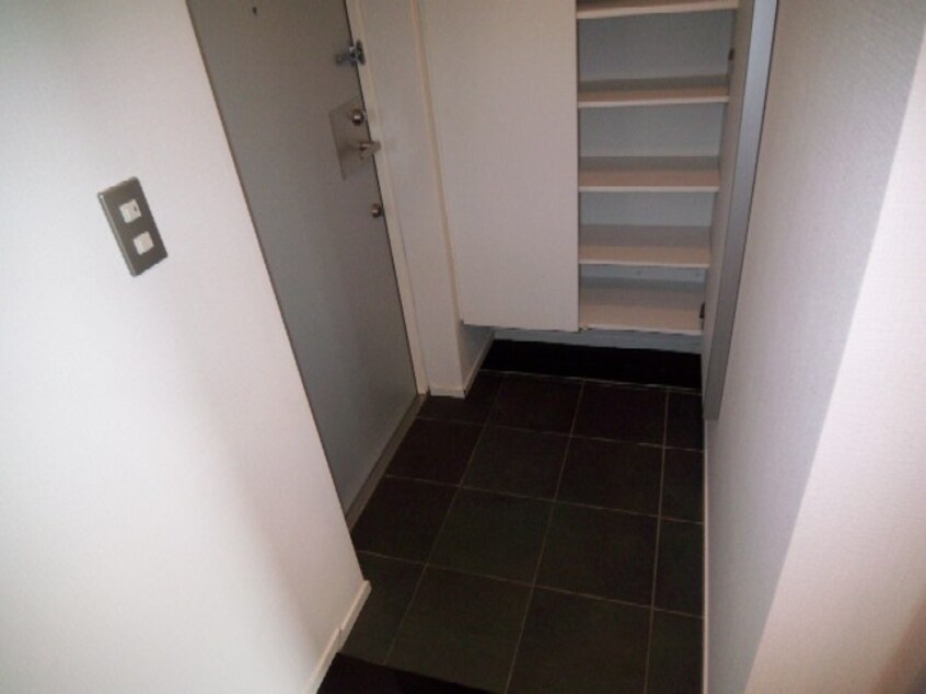 玄関 レジディア新御徒町