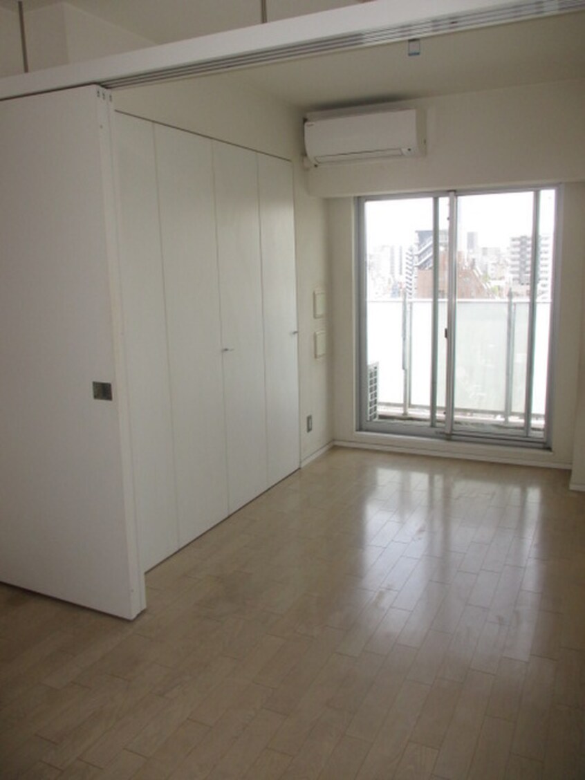 居室 レジディア新御徒町