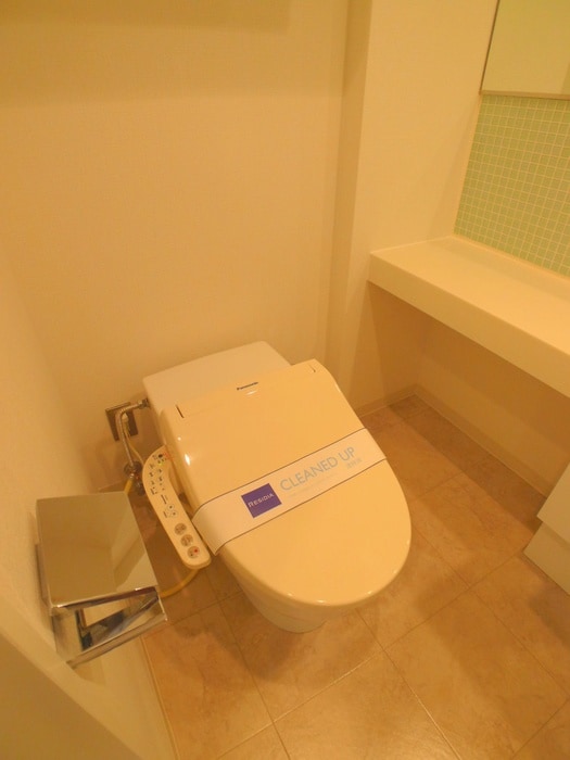 トイレ レジディア新御徒町